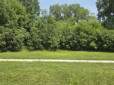 39648 Dequindre Road , Sterling Heights, MI 48310