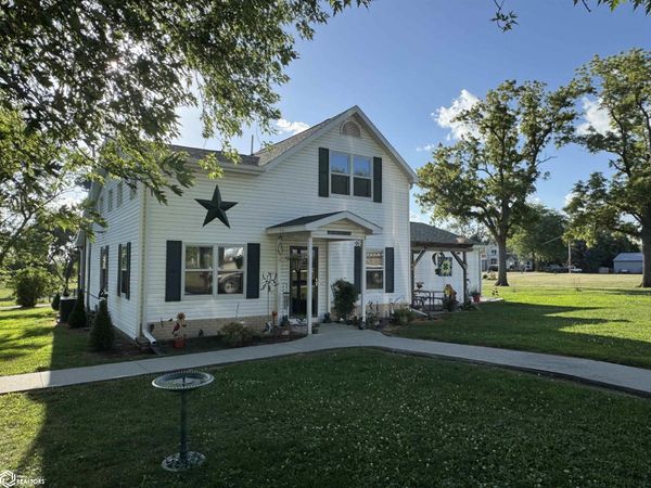 1104 Broadway Avenue, Cromwell, IA 50842