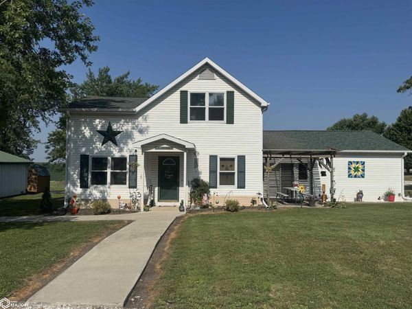 1104 Broadway Avenue, Cromwell, IA 50842