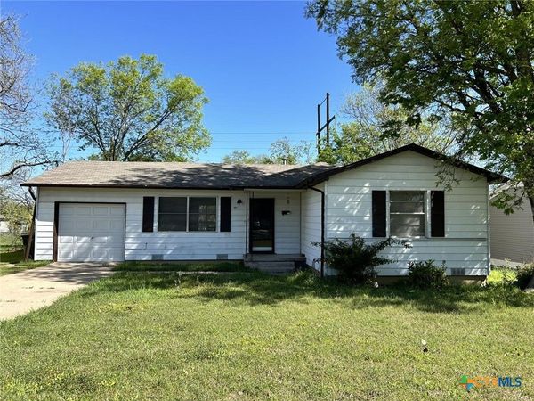 1317 Zephyr Road , Killeen, TX 76541