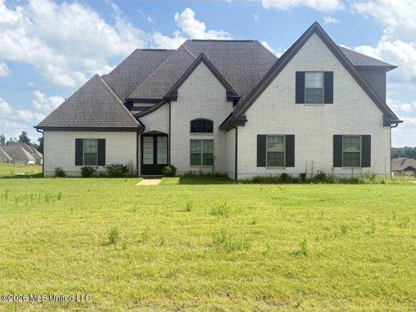 8269 Jack Thomas Cove, Olive Branch, MS 38654