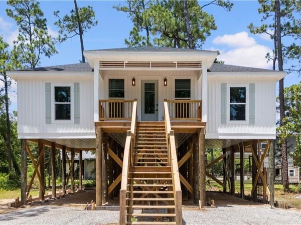 710 Alabama Avenue, Dauphin Island, AL 36528