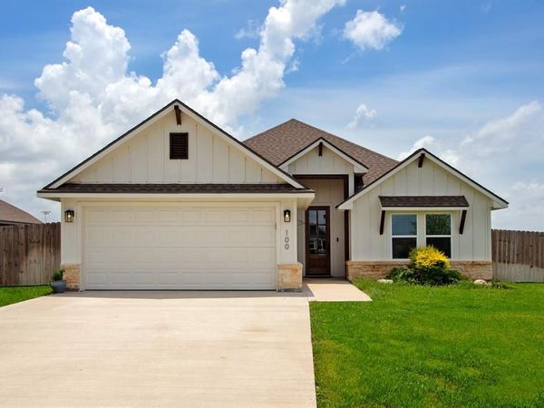 100 Turnrow Cove , Snook, TX 77878