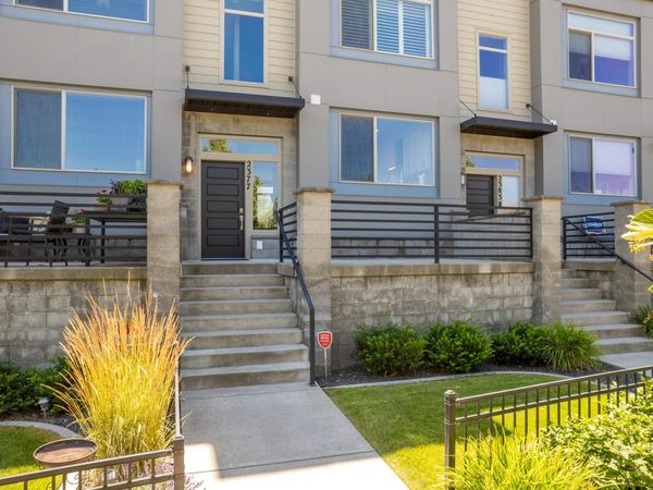 2377 W Summit Pkwy, Spokane, WA 99201