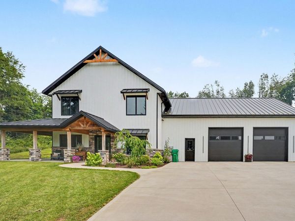 66155 Evergreen Court, Sturgis, MI 49091