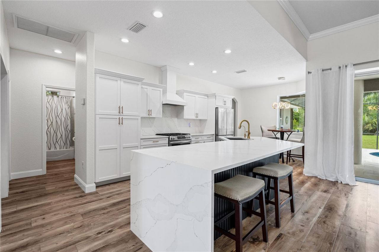 15410 21st Avenue E, Bradenton, FL 34212 Photo