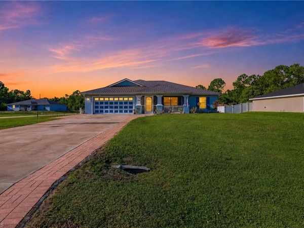 404 Parkdale BLVD, LEHIGH ACRES, FL 33974