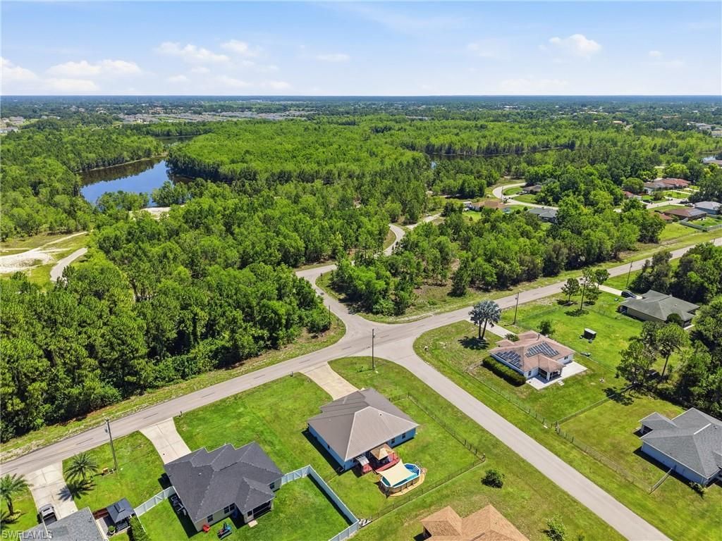 404 Parkdale Blvd, Lehigh Acres, FL 33974 Photo