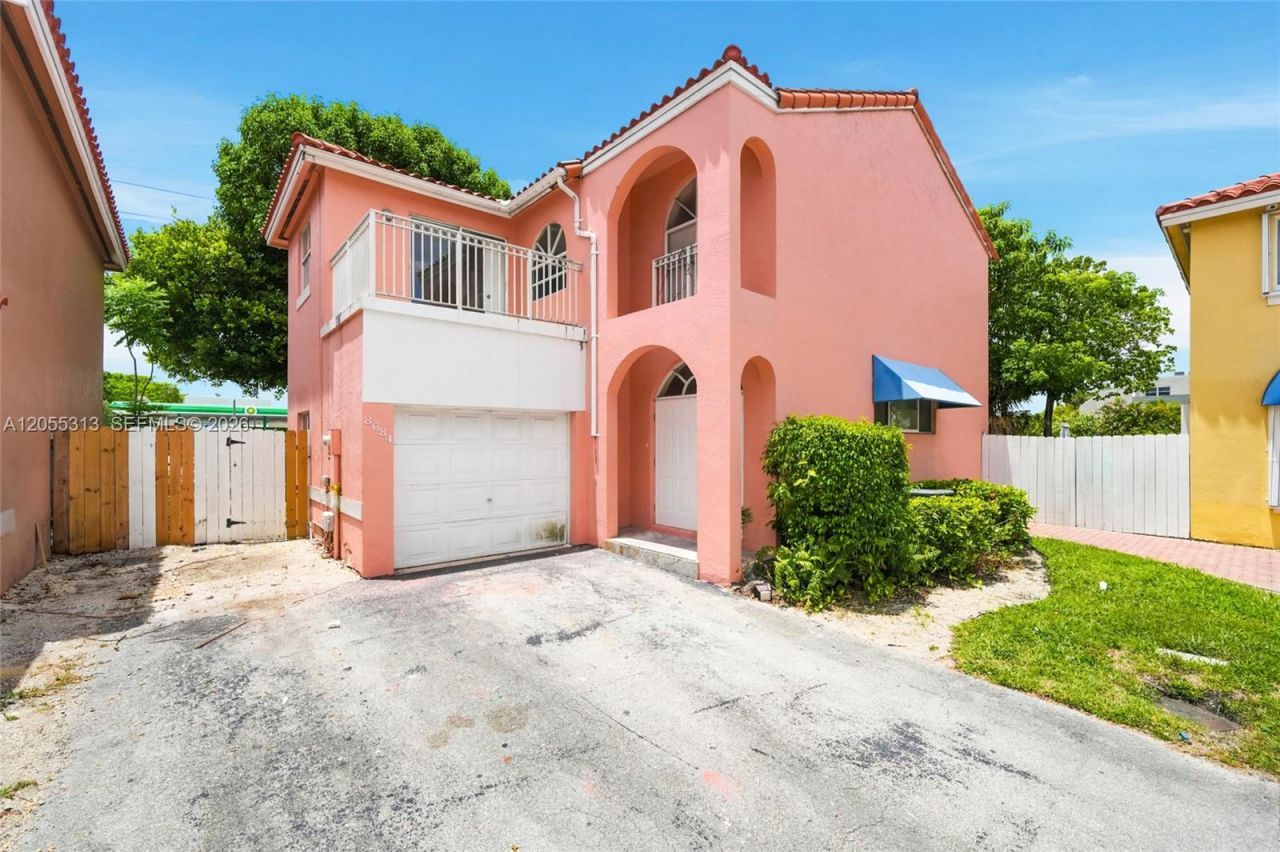 8684 NW 1st St, Miami, FL 33126 Photo