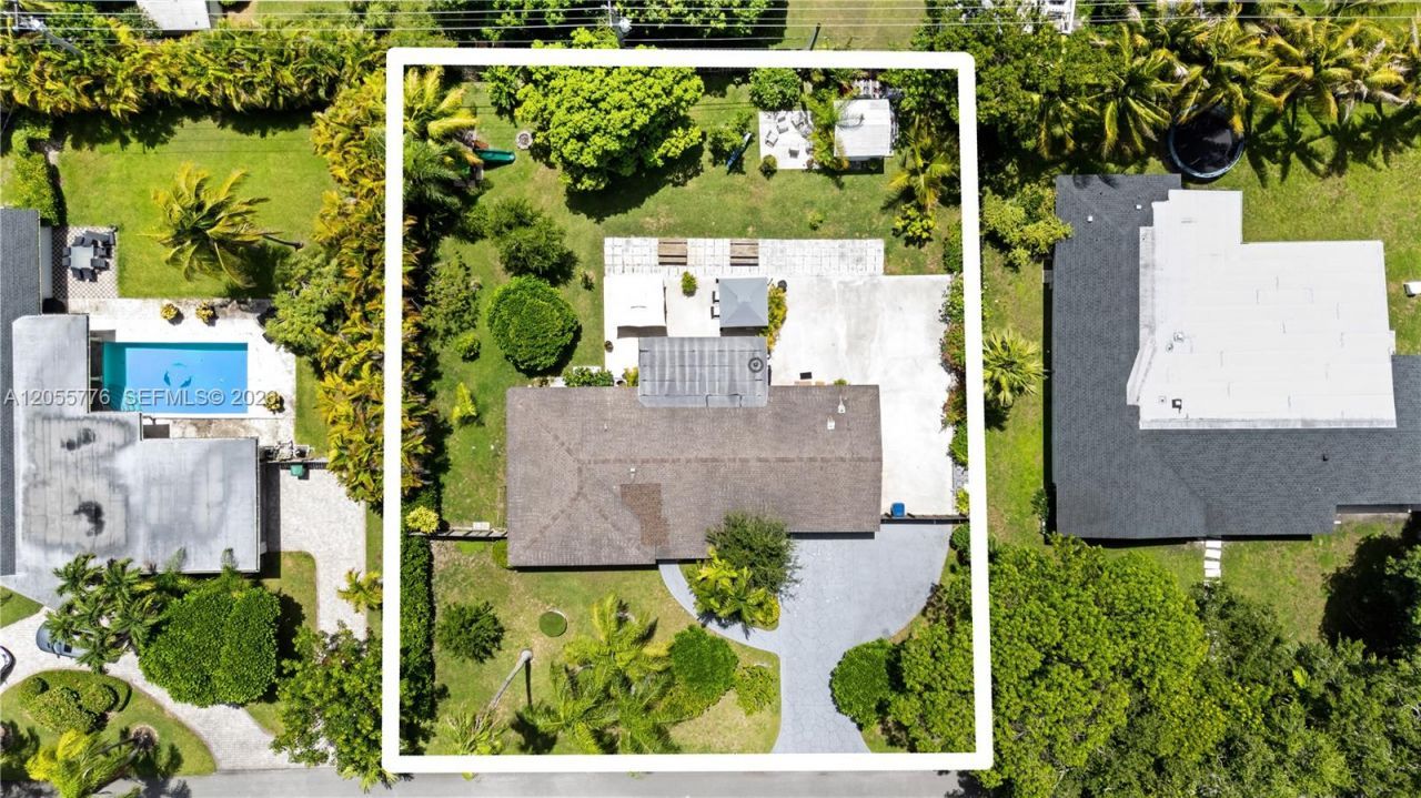 12900 SW 82nd Pl , Pinecrest, FL 33156 Photo