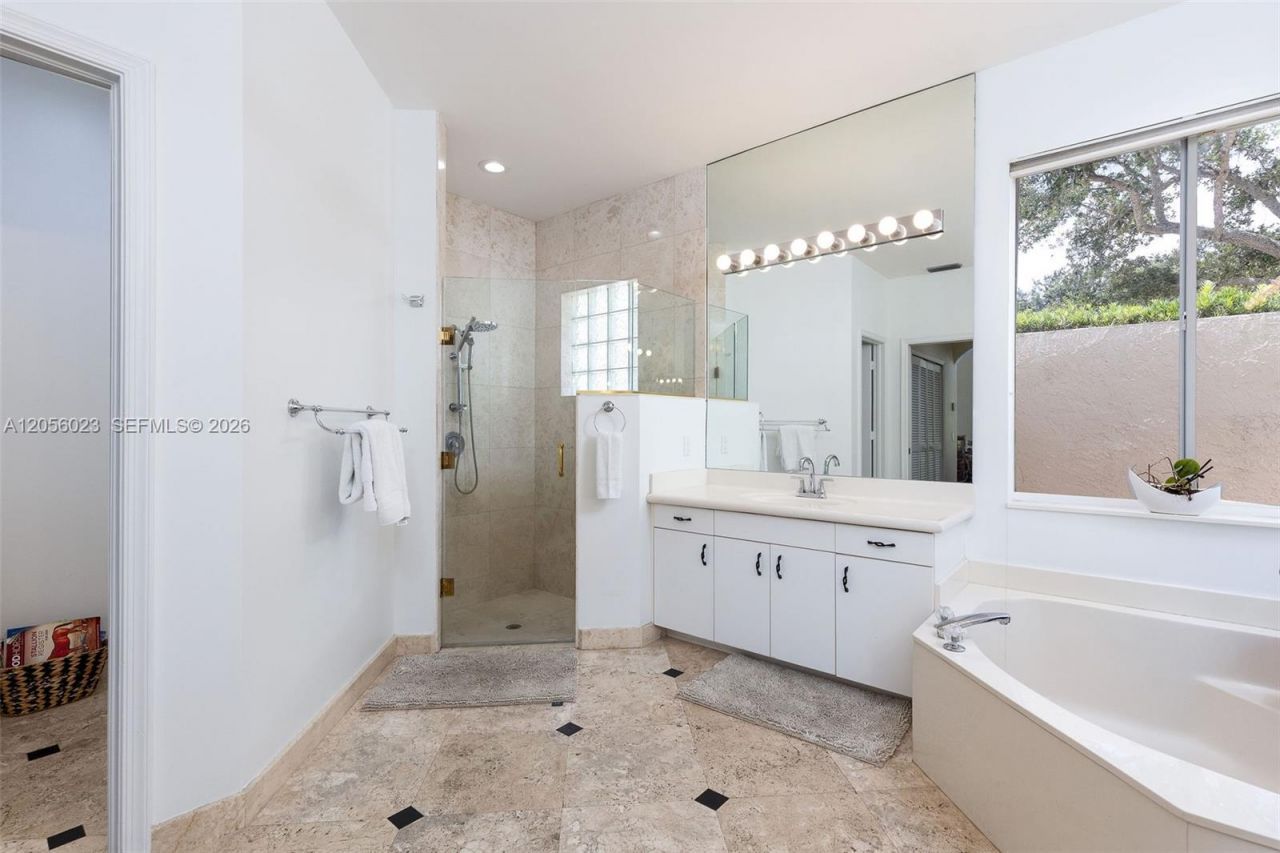 1359 Ginger Cir , Weston, FL 33326 Photo