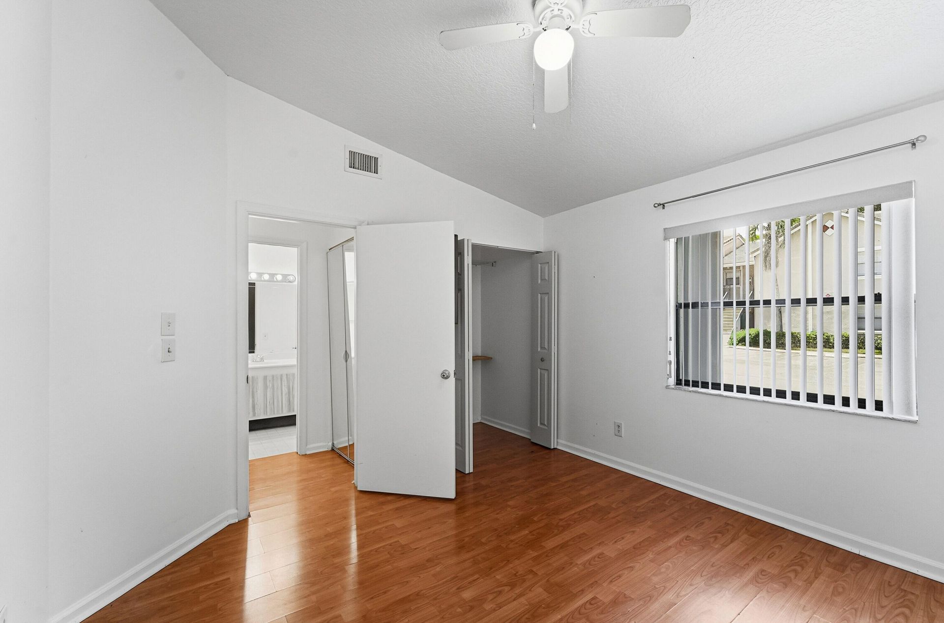 9641 Riverside Drive, Unit 1F, Coral Springs, FL 33071 Photo