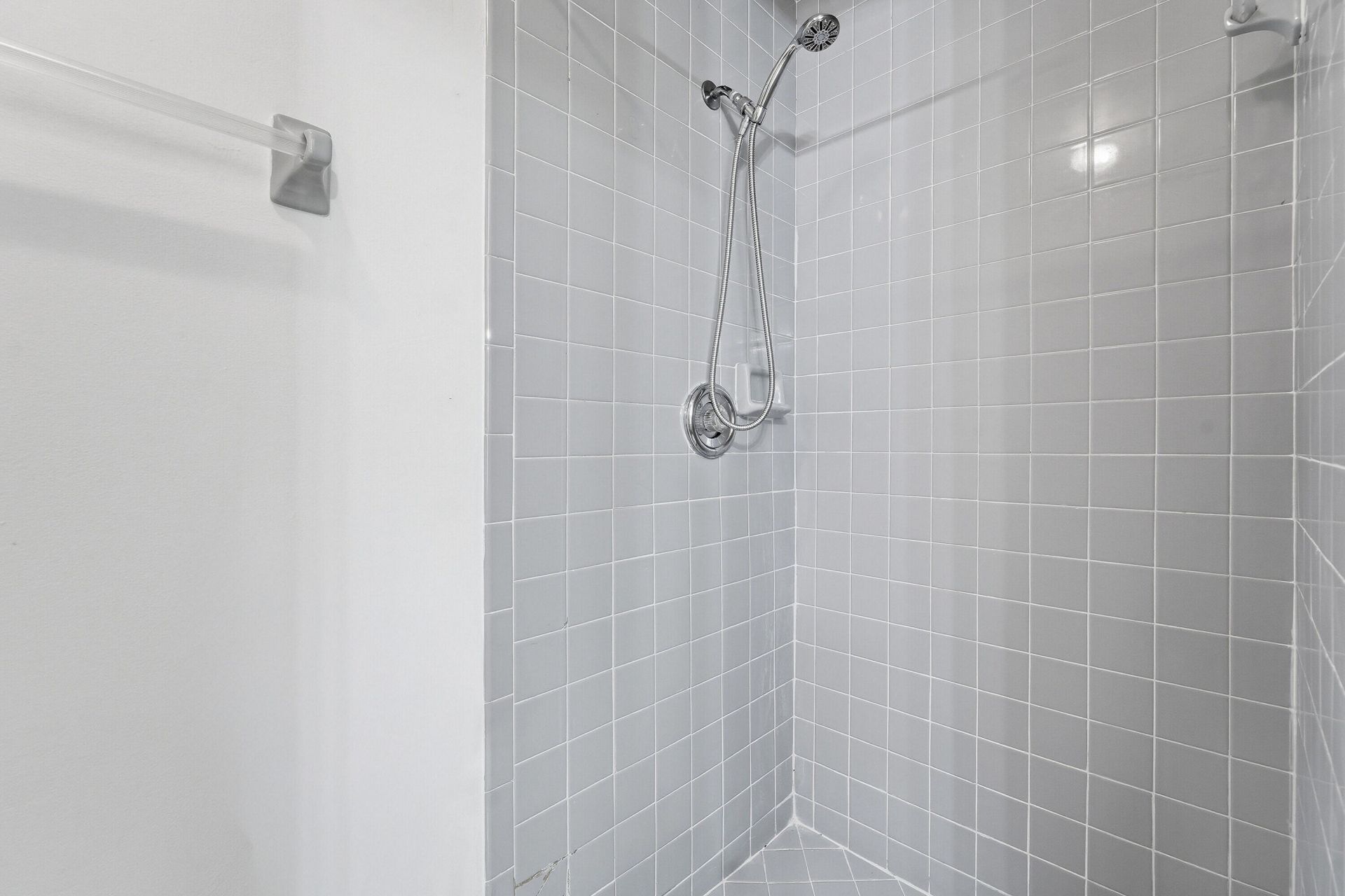 9641 Riverside Drive, Unit 1F, Coral Springs, FL 33071 Photo