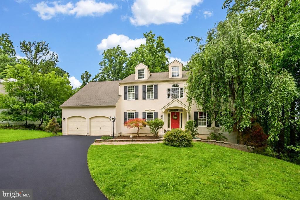 163 HILLCREST AVENUE, PHOENIXVILLE, PA 19460
