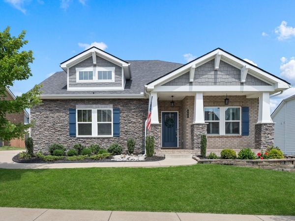 804 Ravensdowne Dr, Nolensville, TN 37135