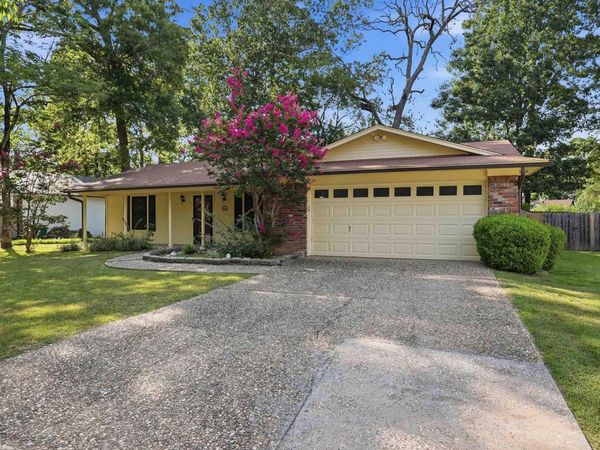 6 Orange Blossom Circle , Little Rock, AR 72210