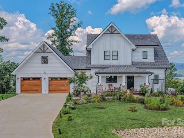 49 Arabella Lane, Arden, NC 28704