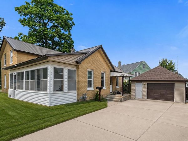 429 W Carroll Street, Portage, WI 53901