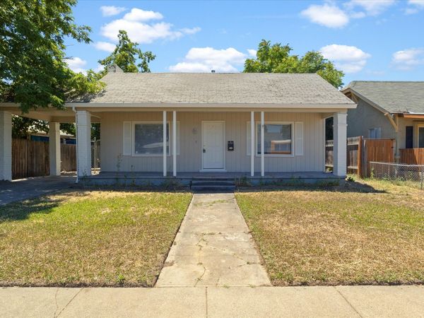 407 W Jackson Street, Medford, OR 97501