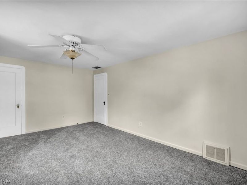 127 Lafayette Street, Elyria, OH 44035 Photo 25