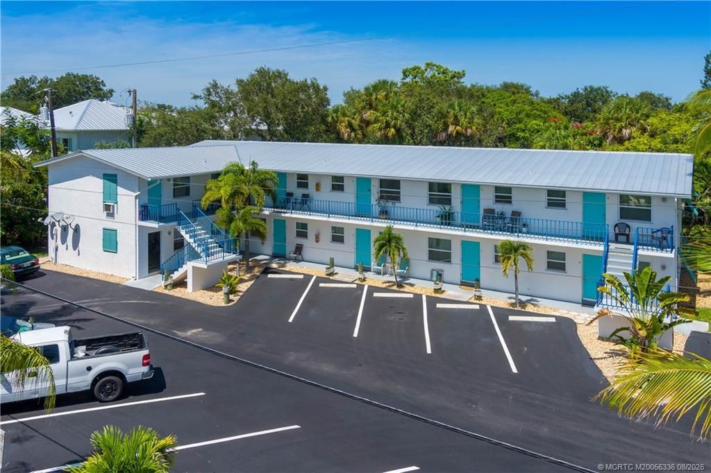 660 SW Bryant Avenue, Unit 10, Stuart, FL 34994 Photo