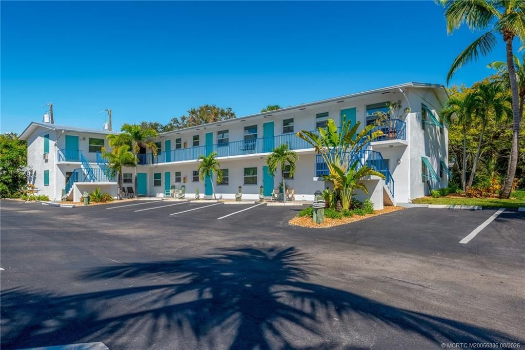 660 SW Bryant Avenue, Unit 10, Stuart, FL 34994 Photo