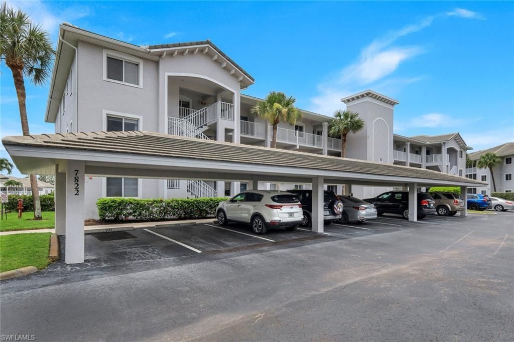 7822 Great Heron Way, Unit 201, Naples, FL 34104 Photo