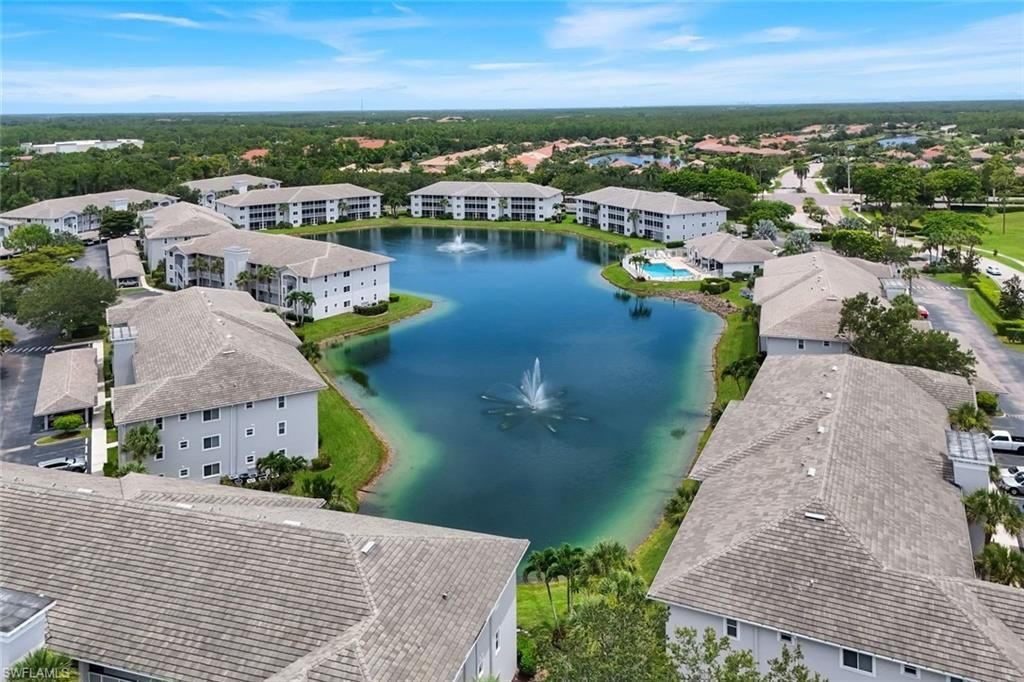 7822 Great Heron Way, Unit 201, Naples, FL 34104 Photo