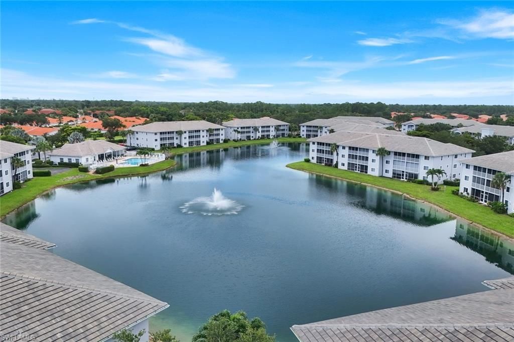 7822 Great Heron Way, Unit 201, Naples, FL 34104 Photo