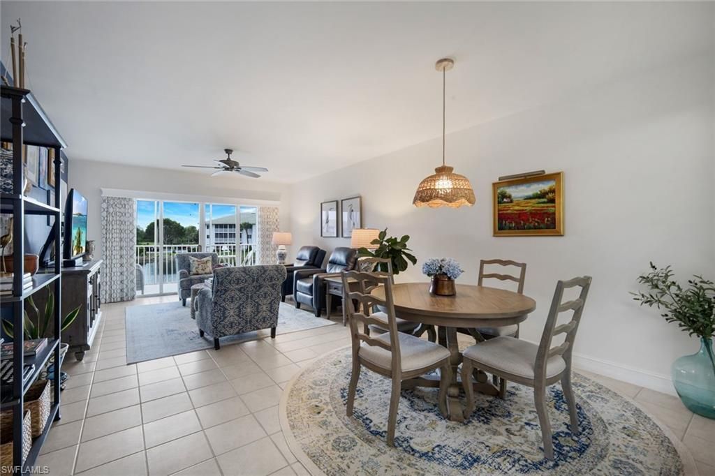 7822 Great Heron Way, Unit 201, Naples, FL 34104 Photo