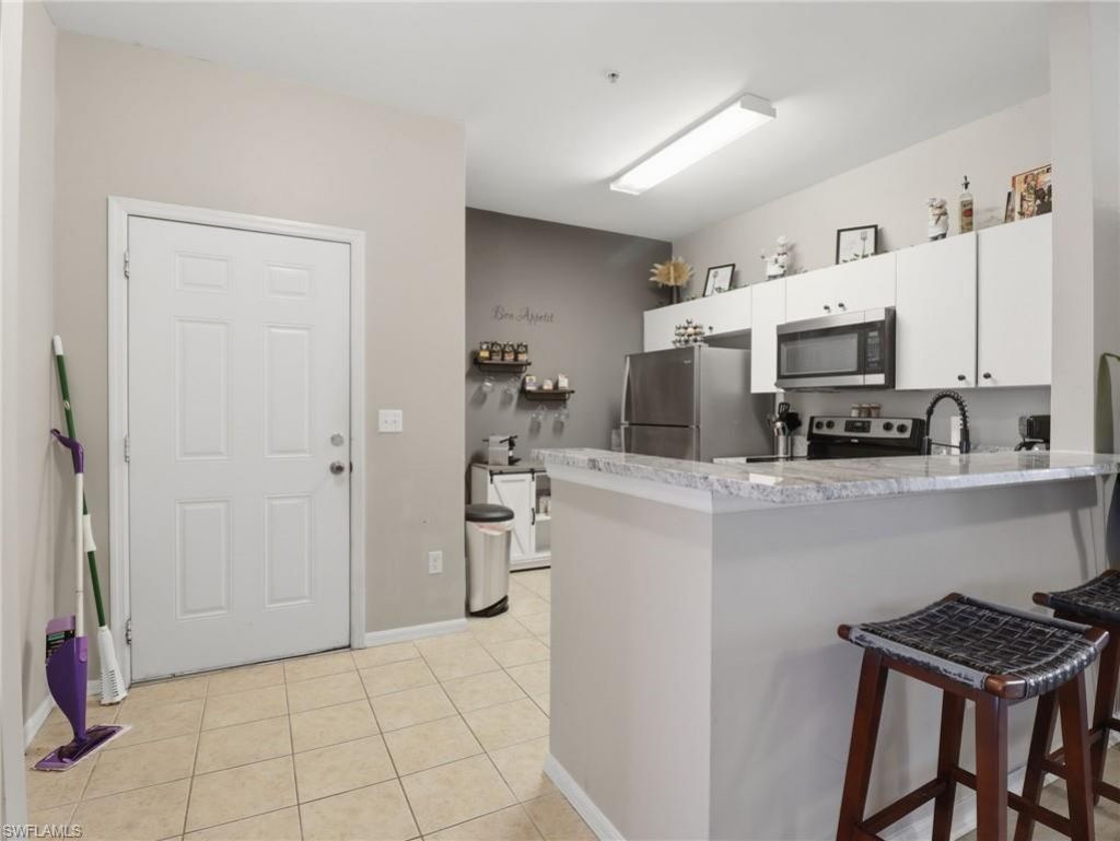 15360 Bellamar Cir , Unit 3524, Fort Myers, FL 33908 Photo