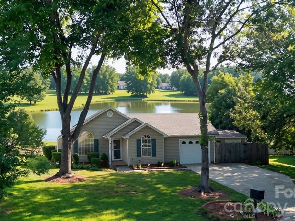 6323 Martin Lake Road, Charlotte, NC 28227