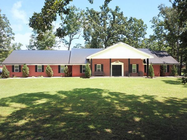 300 Tuscumbia Road, Booneville, MS 38829
