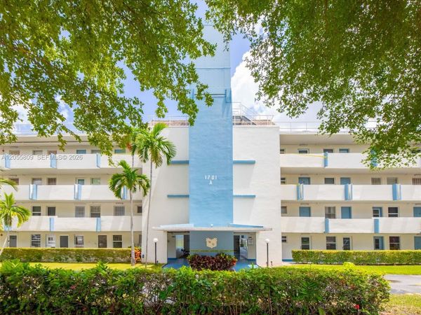 1701 NE 191st St , Unit A103, Miami, FL 33179