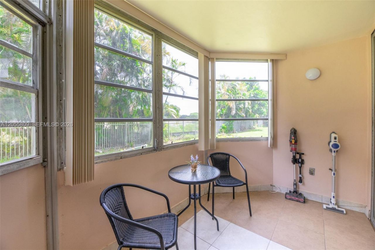 1701 NE 191st St , Unit A103, Miami, FL 33179 Photo