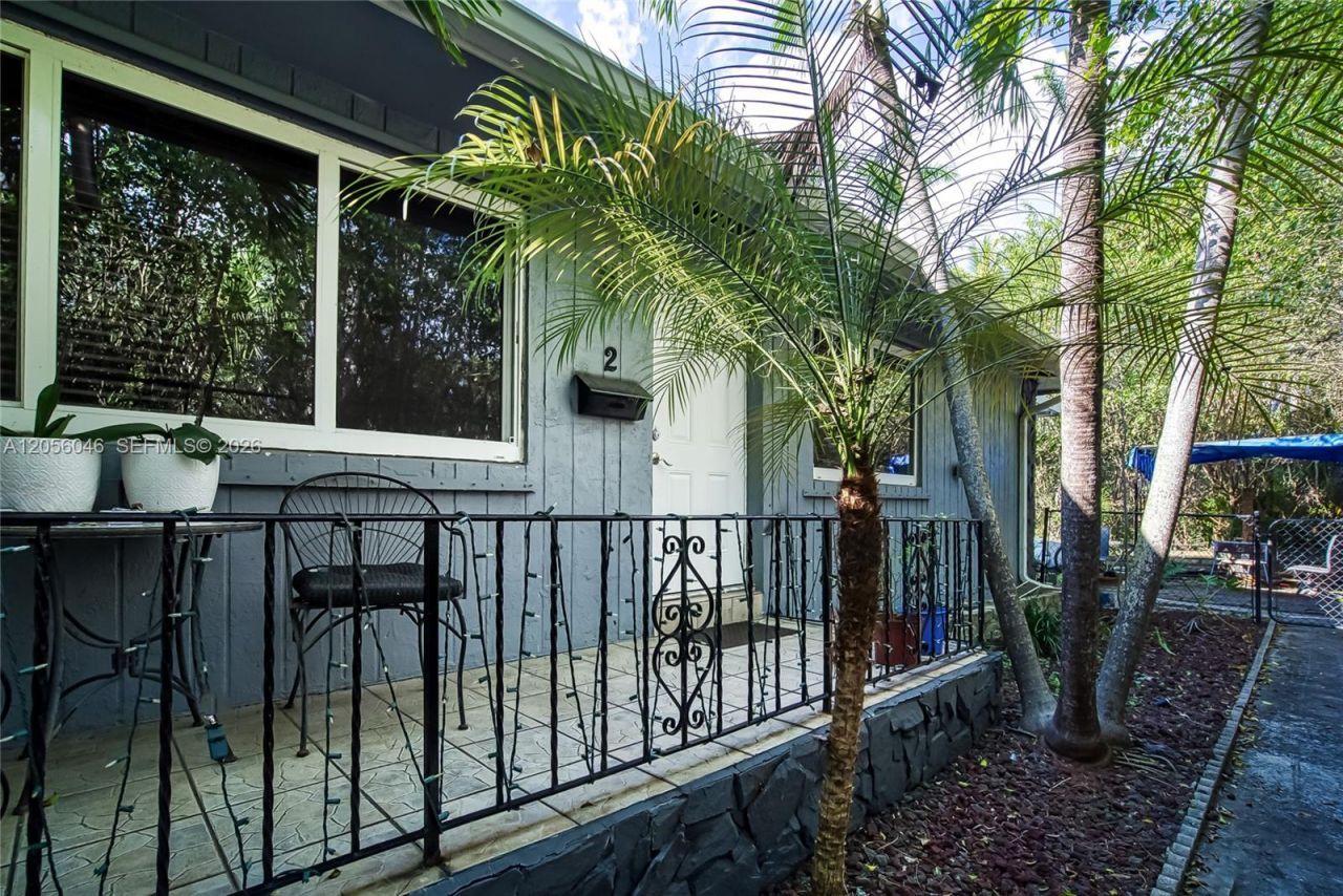 1457 Atlantic Shores Blvd , Unit 1A, Hallandale Beach, FL 33009 Photo