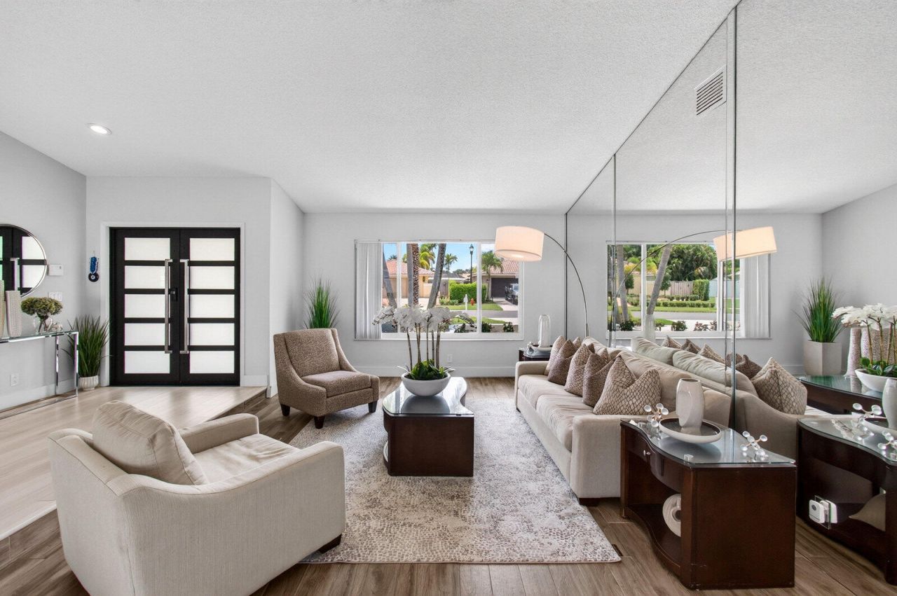 22052 Martella Avenue, Boca Raton, FL 33433 Photo