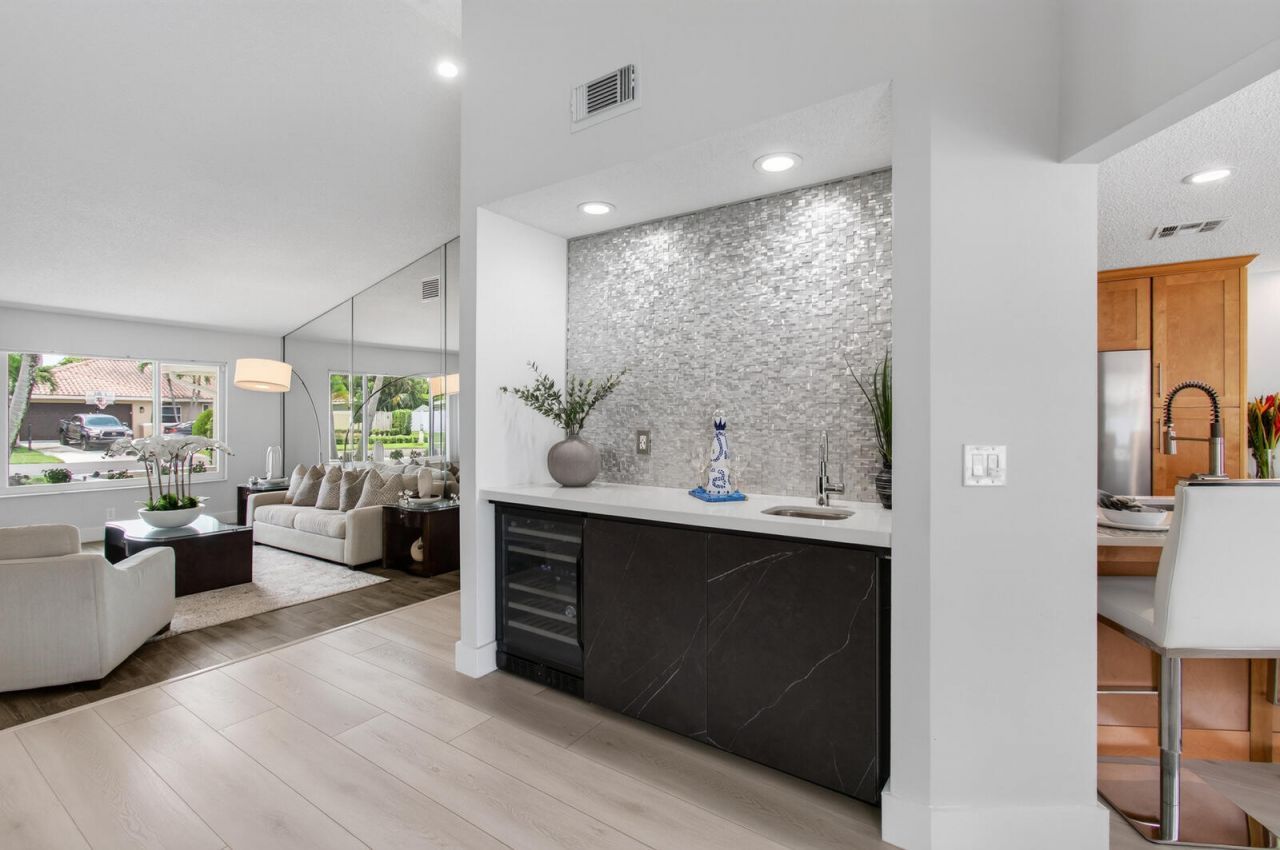 22052 Martella Avenue, Boca Raton, FL 33433 Photo