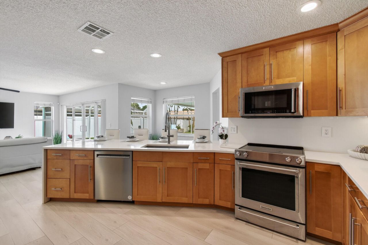 22052 Martella Avenue, Boca Raton, FL 33433 Photo