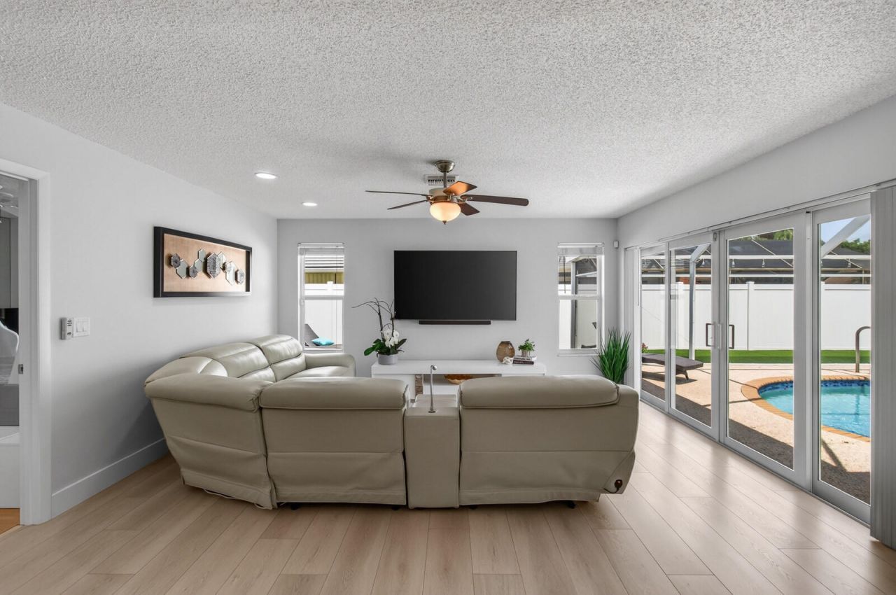 22052 Martella Avenue, Boca Raton, FL 33433 Photo