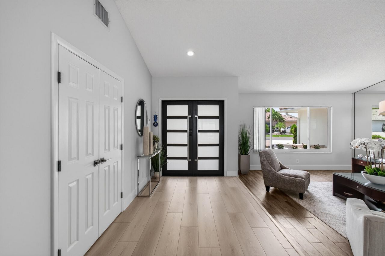 22052 Martella Avenue, Boca Raton, FL 33433 Photo
