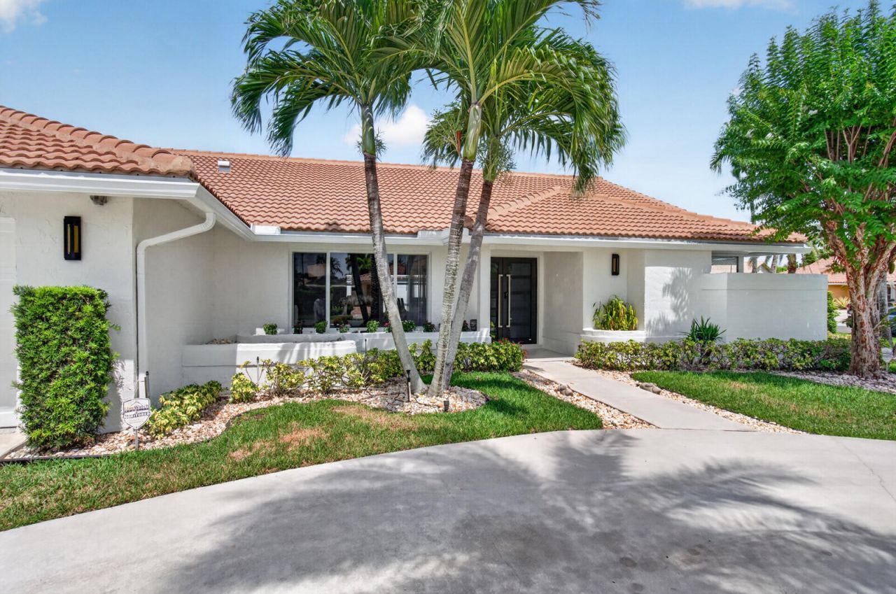 22052 Martella Avenue, Boca Raton, FL 33433 Photo