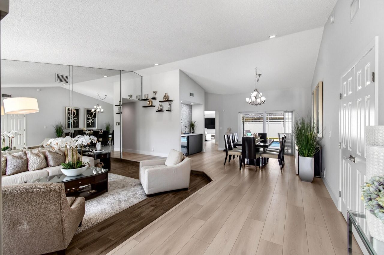 22052 Martella Avenue, Boca Raton, FL 33433 Photo
