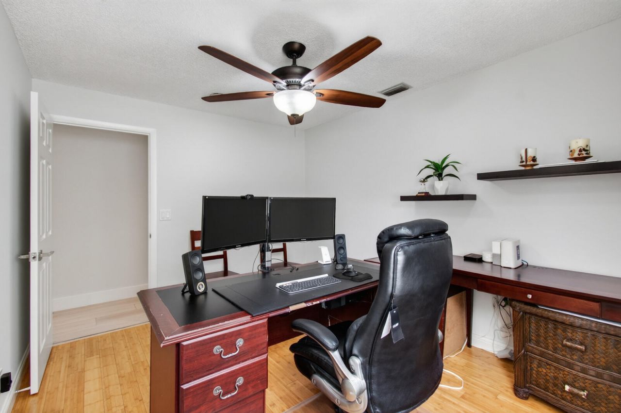 22052 Martella Avenue, Boca Raton, FL 33433 Photo
