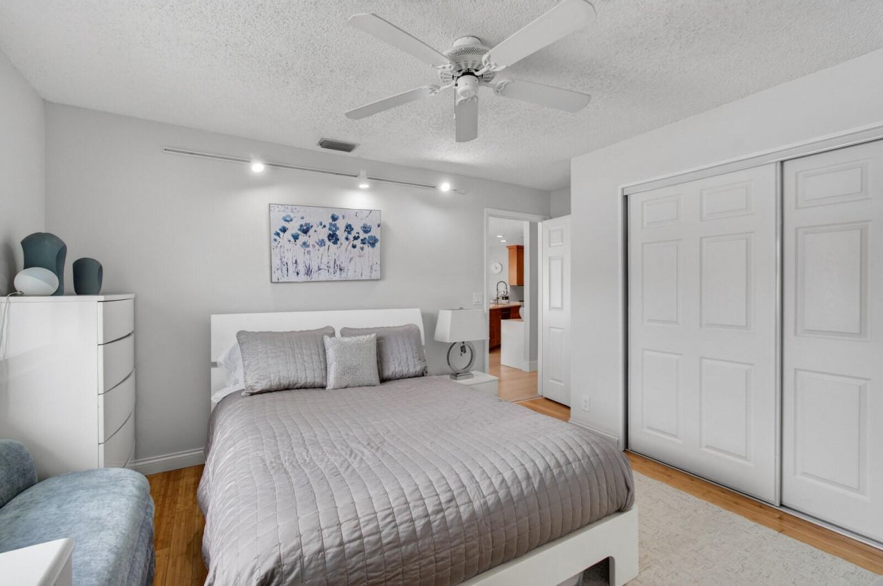 22052 Martella Avenue, Boca Raton, FL 33433 Photo