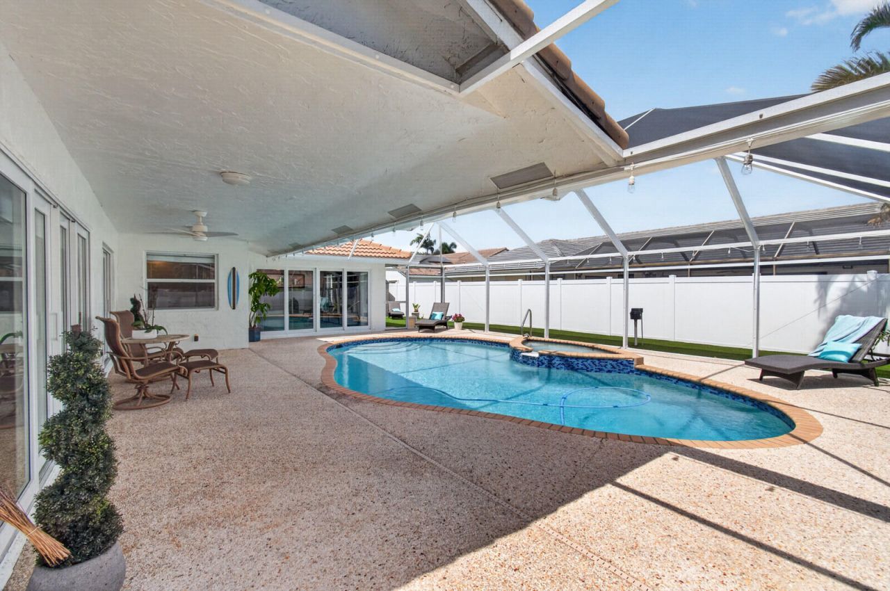 22052 Martella Avenue, Boca Raton, FL 33433 Photo