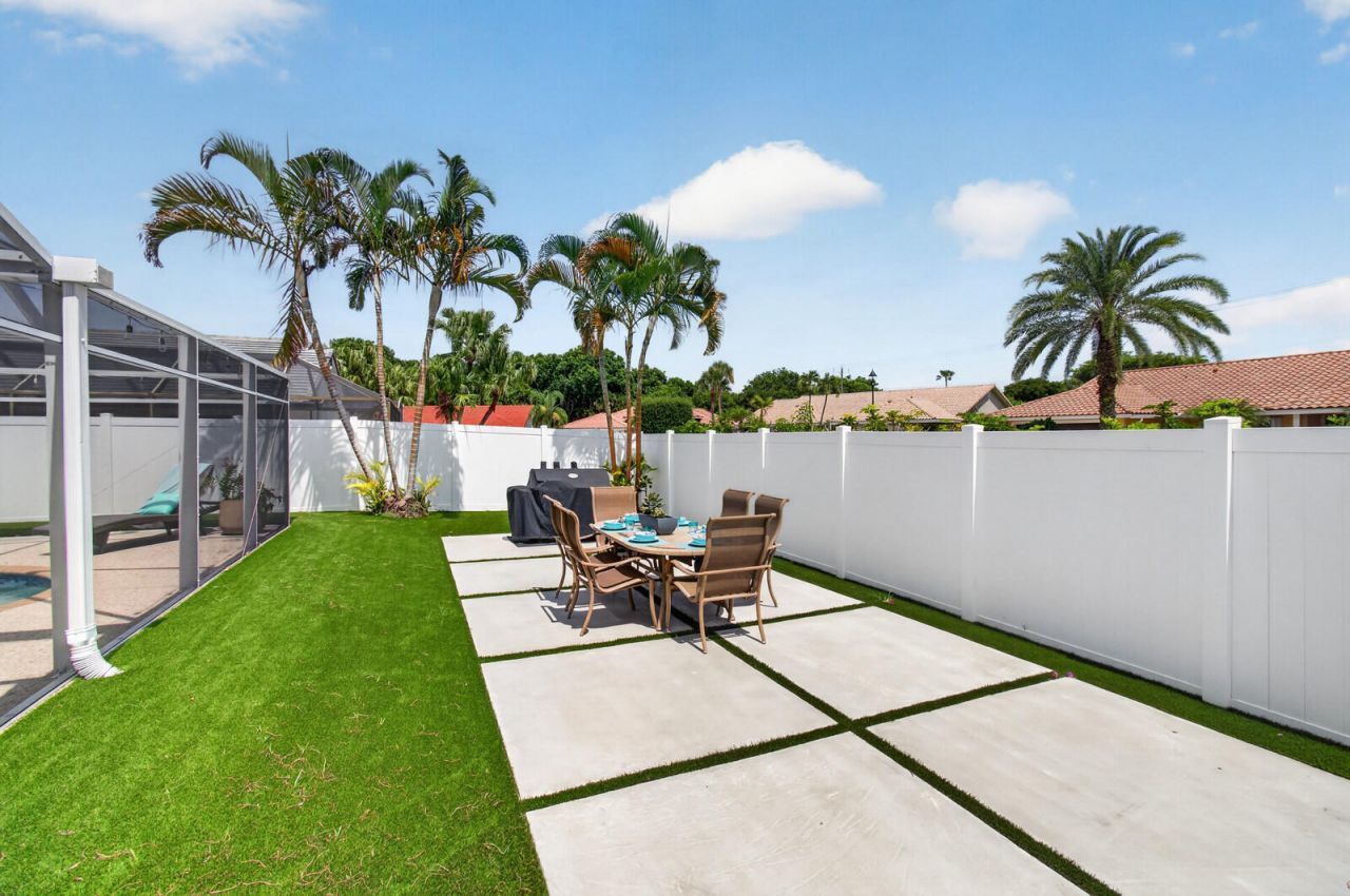 22052 Martella Avenue, Boca Raton, FL 33433 Photo