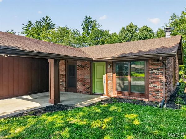 153 Paulette Drive , Belleville, IL 62226