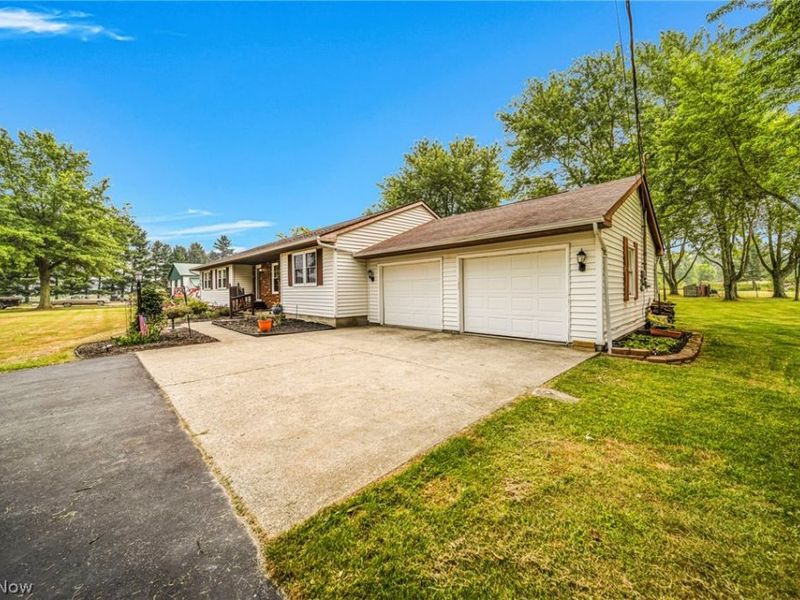 1256 Black Sea Road, Jefferson, OH 44047 Photo 2