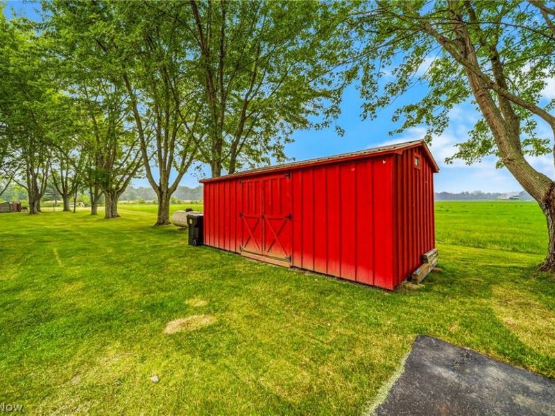 1256 Black Sea Road, Jefferson, OH 44047 Photo 9